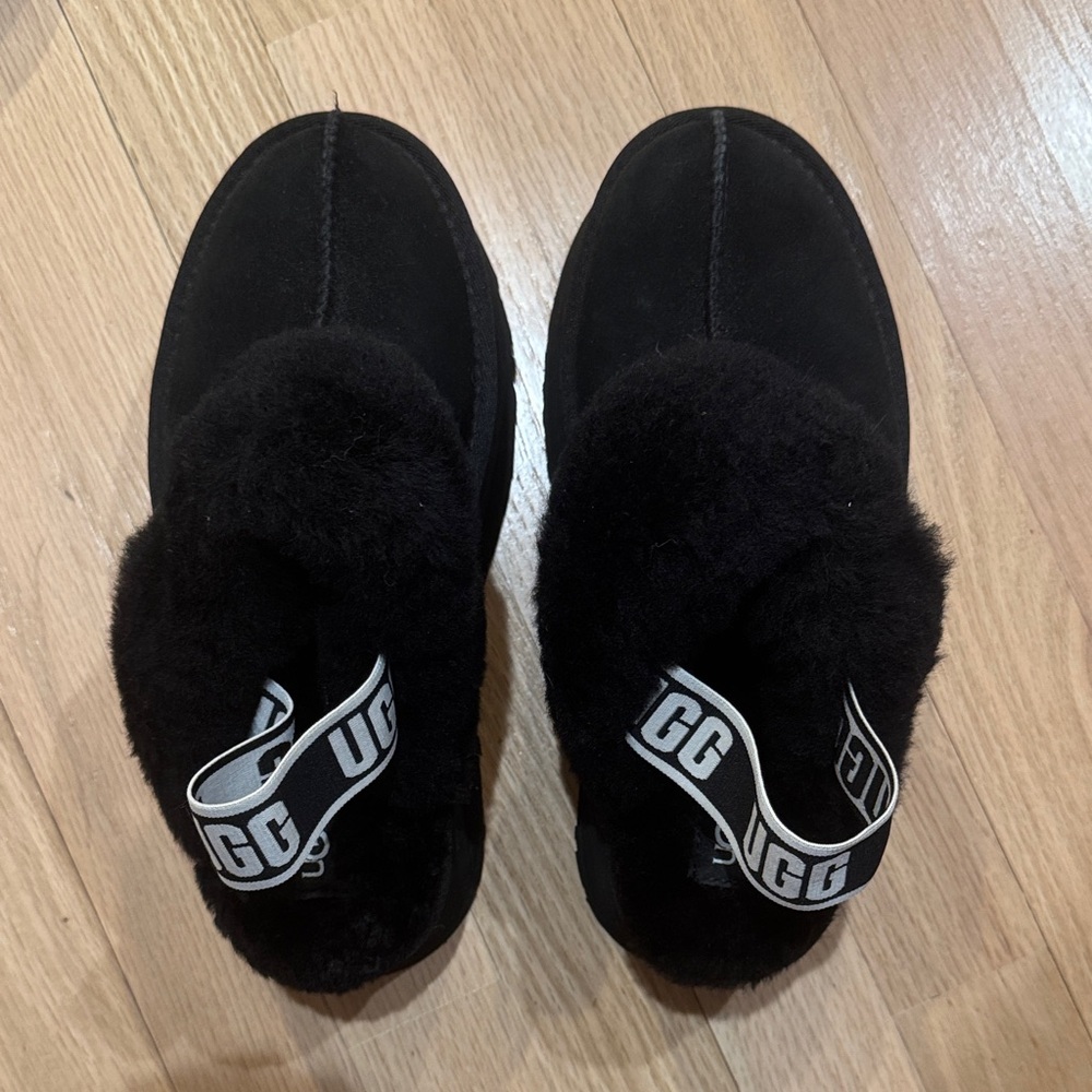 UGG Black Pom Slip-On Mule Slippers with Branded Heel Strap
